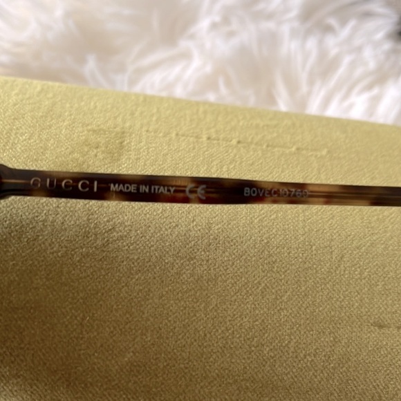 Gucci Large frame sunglasses - Picture 6 of 10